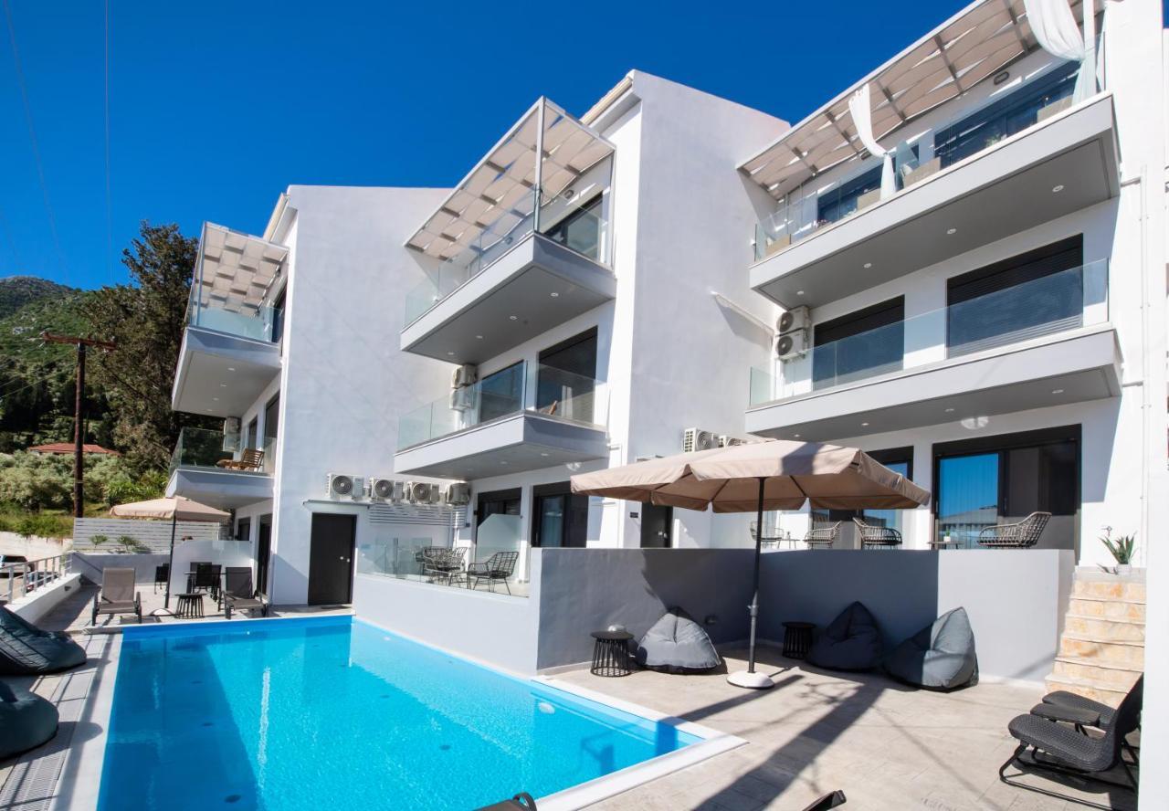 ניקיאנה Angelica'S And Irene'S Design Apartments Swimming Pool מראה חיצוני תמונה